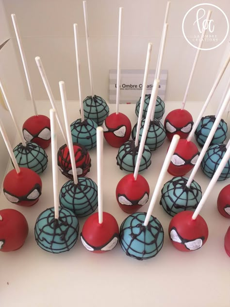 Spiderman Cakepops, Spiderman Cake Pops, Bear Baby Shower Cake, Spiderman Decorations, Easter Cake Pops, 1st Bday Cake, Spiderman Birthday Cake, Marvel Birthday Party, Marvel Party