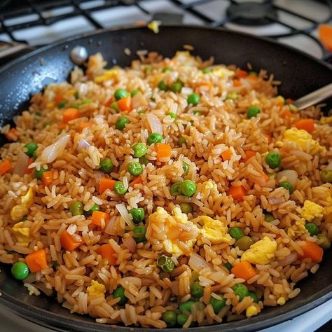 Takeout Fried Rice, Hibachi Fried Rice, Cooked White Rice, Homemade Fried Rice, Rice Meals, Cindy Smith, Better Than Takeout, Vegetable Fried Rice, Leftover Rice