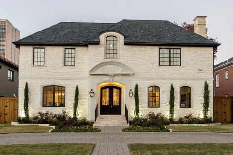 French Transitional Stucco Exteriors - Transitional - Exterior - Dallas - by Colby Craig Custom Homes | Houzz French Transitional, Villanova University, Transitional Exterior, Stucco Homes, Stucco Exterior, Exterior Design Ideas, House Exterior Design, Exterior Stone, Future Goals