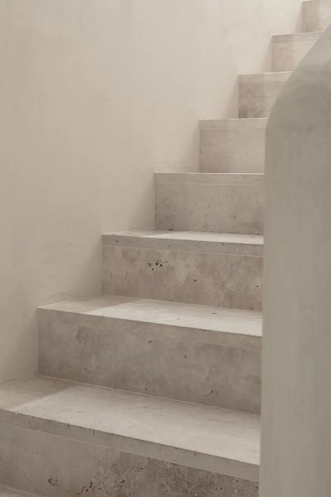 STAIRS IN NOCE KNOKKE (BE) Travertine Stairs, Contemporary House Exterior, Stone Stairs, Front Landscaping, Travertine Tile, Cloud Shapes, House Stairs, Stair Treads, Stairs Design