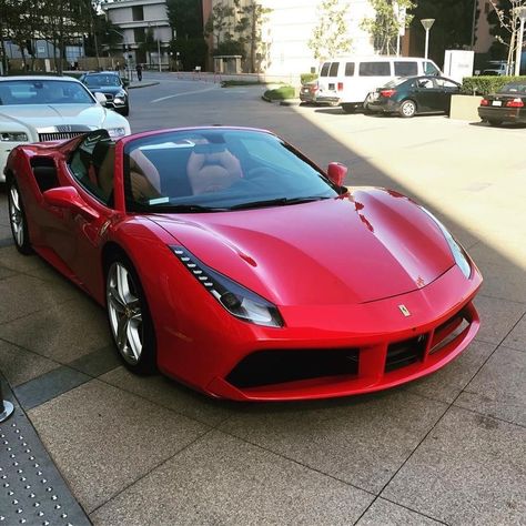 Future Motivation, Ferrari 488 Spider, Ferrari Spider, 488 Spider, Car Aesthetics, Red Sports Car, Ferrari 488, Super Luxury Cars, Ferrari 458