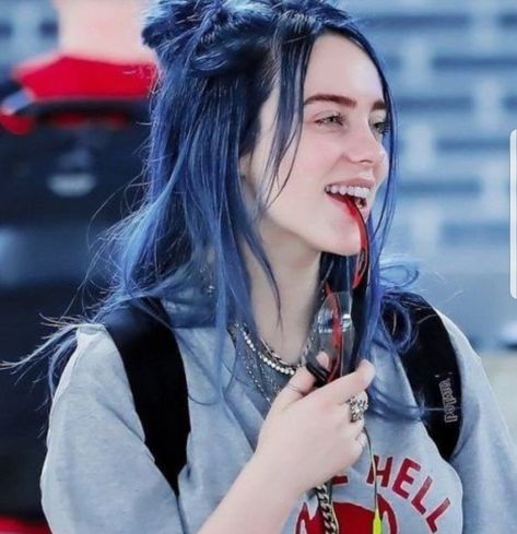 Billie Eilish Concert Outfit, Concert Hairstyles, Cotton Candy Hair, Candy Hair, Wedding Hairstyles Half Up Half Down, Fall Hair Colors, Grunge Hair, Hair Art, Hairstyles For School