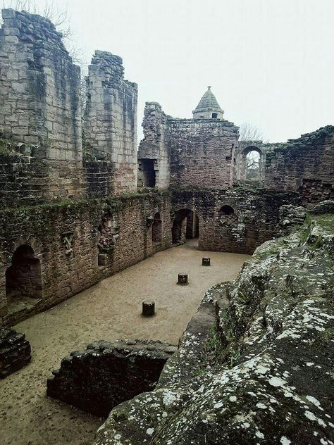 Training Grounds Aesthetic, Castle Training Grounds, Medieval Training Grounds, Fantasy Training Grounds, Arch Aesthetic, Skyrim Aesthetic, Witcher Aesthetic, Witcher Oc, Book Vibe