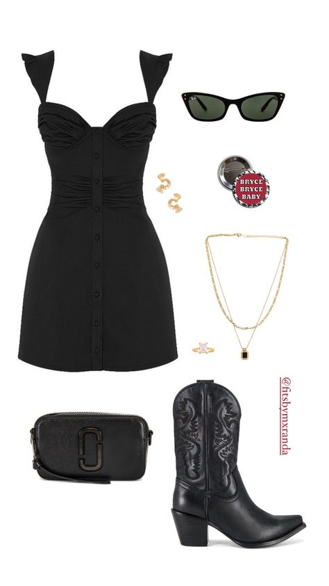 Nashville Black Dress Outfit, College Grad Party Outfit, Anne Marie Concert Outfit Ideas, All Black Outfit Nashville, French Quarter Outfit, All Black Country Outfit, Nashville Outfits Black, Black Outfits 2023, All Black Nashville Outfit