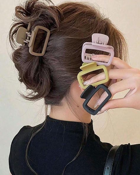 ✨Pre-order only, 25,000✨ Ponytail Updo, Thick Hair Styles Medium, U Shaped Hair, Banana For Hair, Washing Face, Elegant Hair, Hair Accessories Clips, Claw Hair Clips, Hair Claws