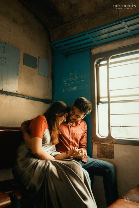 Train Couple, Bengali Photoshoot, Book Cover Art Ideas, Indian Train, Train Aesthetic, Pre Wedding Photoshoot Props, Holi Photo, Friendship Photos, Wedding Photoshoot Props