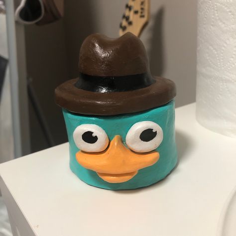 Perry The Platypus Clay Mug, Perry The Platypus Ceramic, Clay Functional Projects, Perry The Platypus Clay, Clay Easy Ideas, Things Made Of Clay, Cute Pinch Pot Ideas, Aesthetic Pottery Ideas, Clay Pinch Pot Ideas