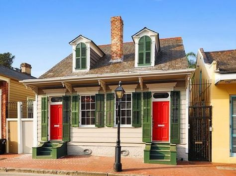 Creole cottages for sale in New Orleans, mapped Creole Cottage House Plans, New Orleans Creole, New Orleans Decor, New Orleans Map, Creole Cottage, Rustic Lake Houses, New Orleans French Quarter, New Orleans Homes, Architecture Model Making