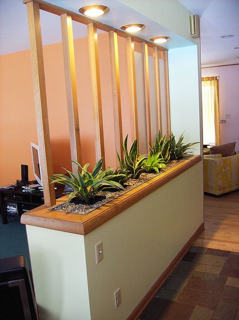 LOVE this. Half Wall Room Divider, Indoor Planter Box, Planter Box Designs, Diy Planters Indoor, Brick Planter, Room Partition Wall, Pot Decor, Property Ideas, Tree Bed