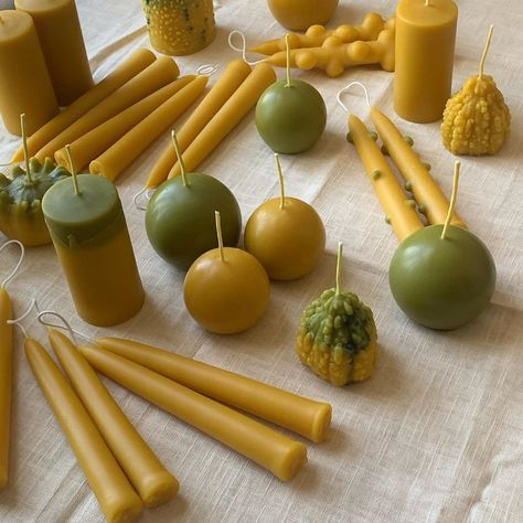 Beesvax Candle, Candle Hampers, Homestead Products, Bees Wax Candle, Bees Wax Candles, Making Beeswax Candles, Candle Packaging Design, Beeswax Candles Diy, Candle Workshop