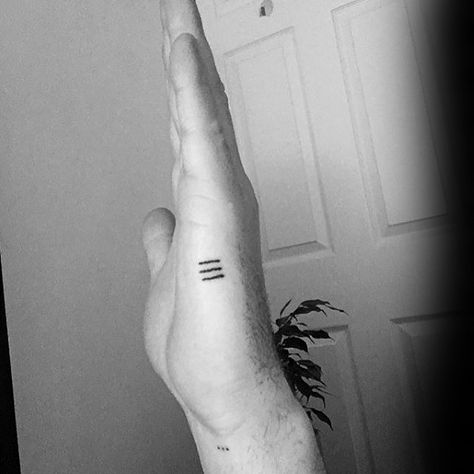 Three Simple Lines Mens Side Of Hand Tattoo Herren Hand Tattoos, Simple Line Tattoo, Side Hand Tattoos, Palm Tattoos, Omerta Tattoo, Back Of Shoulder Tattoo, Incredible Tattoos, Side Tattoos, Hand Tattoos For Guys