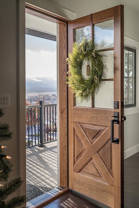 Interior Front Door, Front Door Ideas, Rustic Front Door, Farmhouse Entry, Beautiful Front Doors, Farmhouse Front Door, Farmhouse Doors, Wood Front Doors, Wooden Front Doors