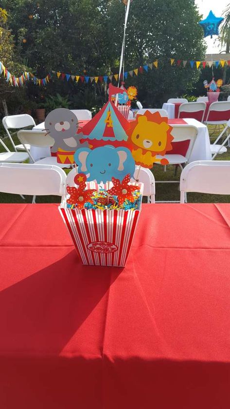 Circus Theme Centerpieces, Circus Centerpieces, Carnival Baby Showers, Circus Birthday Party Theme, Circus Carnival Party, Circus Theme Party, Carnival Themed Party, Circus Birthday Party, Carnival Birthday Parties