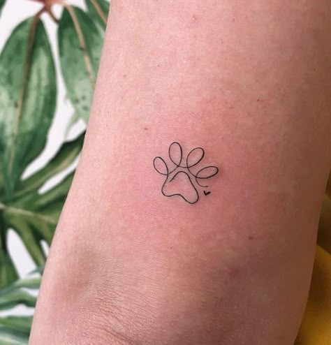 Small Side Forearm Tattoo, Pomsky Tattoo Ideas, Small Dog Tattoo Simple, Tattoo For Puppy, Tiny Tattoo Dog, Dainty Dog Tattoo Simple, Tattoo Ideas Dog Lovers, Delicate Dog Tattoo, Mini Tattoos With Meaning Families