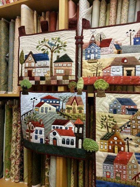 House Quilt Block, House Quilt Patterns, Landscape Art Quilts, Japanese Patchwork, Landscape Quilt, Quilt Patchwork, Sampler Quilts, Landscape Quilts, Picture Quilts