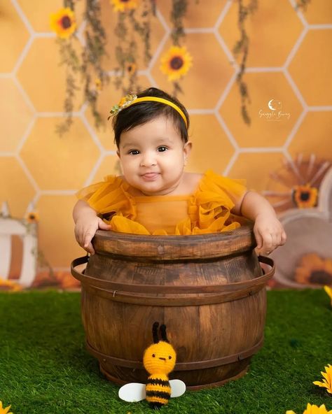 As sweet as Honey. . . Beautiful picture by @snugglebunnyphotography . . ❤️ Our Buzzy Sunflower Printed Backdrop in use ❤️ 5x5 feet Fabric Printed Ready to Ship Backdrop available for 1700 INR ❤️ Our Honey Bucket 3699 INR in use. ❤️ Our Fall Headband 350 INR in use too . . #honeybunny #honeybee #honeybucket #honeybeetheme #bees #babyphotographyprops #babyphotostudio #babyphotographerchennai #snugglebunnyphotography #mommyphotographer #momtographer #momtogs #alphacommunity #creativephotography Bee Photoshoot Ideas, Bumble Bee Photoshoot, Bee Photoshoot, Sunflower Backdrop, Honey Bee Theme, Fall Headband, Fall Headbands, Sweet As Honey, Bee Creative