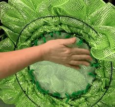 Grinch Deco Wreaths, Grinch Mesh Wreath Diy, Diy Grinch Wreath How To Make, Grinch Reef, Grinch Deco Mesh Wreath, Grinch Wreaths Diy, Grinch Mesh Wreath, Grinch Wreath Ideas, Grinch Wreath Diy