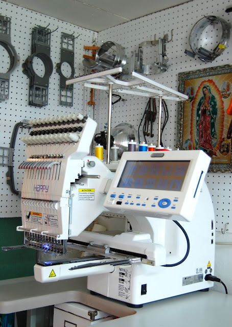 The Modern Machines Embroidery Room, Sewing Project Ideas, Best Embroidery Machine, Home Embroidery Machine, Machine Embroidery Tutorials, Course Ideas, Brother Embroidery Machine, Sewing Room Design, Sewing Courses