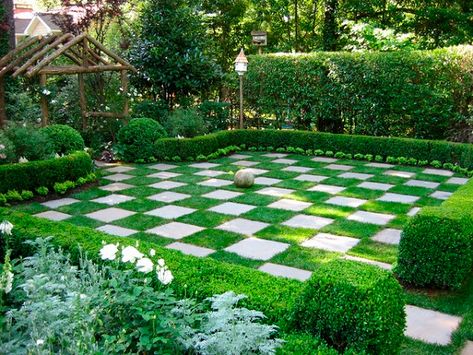 Alice In Wonderland Garden, Lawn Design, Easy Landscaping, Traditional Landscape, Landscaping Tips, Dundee, Small Gardens, Shade Garden, Backyard Design