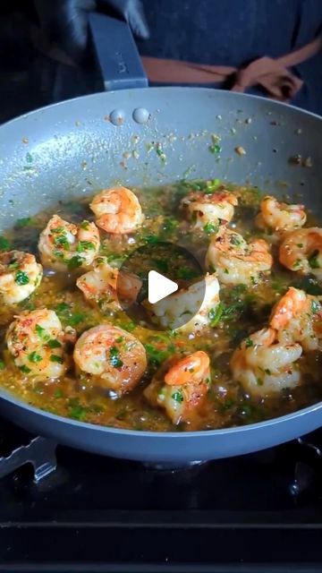 Parsley Pasta, Butter Prawns, Butter Prawn, Garlic Prawns, Fish Dinner Recipes, Mutton Recipes, Prawn Recipes, Lemon Pasta, Fish Dinner