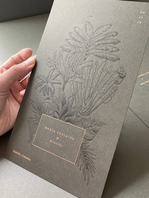 Organic Wedding Invitations, Green Branding, Luxury Packaging Design, Perfume Bottle Design, Luxury Invitation, Flower Invitation, Invitation Inspiration, Modern Invitation, Envelope Design