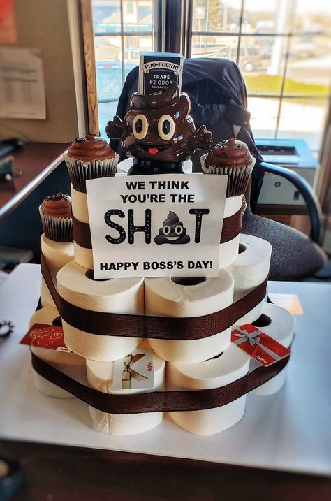 Office Birthday Pranks Boss, Bosses Day Theme Ideas, Boss’s Day Gift Idea, Bosses Day Gift Ideas Offices Diy, Boss Day Gift Ideas For Women Diy, Boss’s Day Fun, Diy Bosses Day Gifts Ideas, Bosses Birthday Ideas Office, Boss Day Decorations Offices