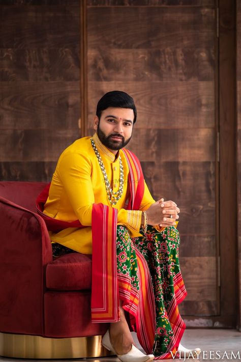 Patola Dhoti For Men, Patola Kurta For Men, Wedding Dresses Men, Groom Indian Wedding Outfits, Haldi Photoshoot, Indian Bride Poses, Sherwani For Men Wedding, Indian Bride Photography Poses, Groom Dress Men