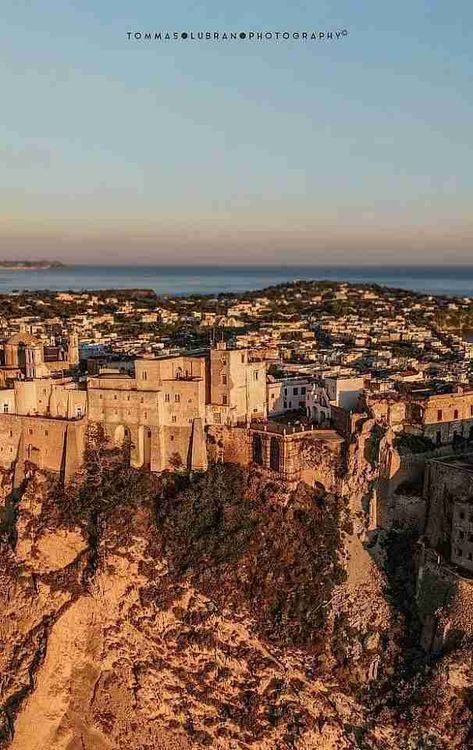 Visit Procida Island, best things to do and see in 2023 – Visita Procida, le migliori cose da vedere e fare nel 2023 Procida Italy, Glass Bottom Boat, Capri Italy, Conde Nast Traveler, Wellness Spa, Conde Nast, Boat Tours, Ancient Rome, Day Tours