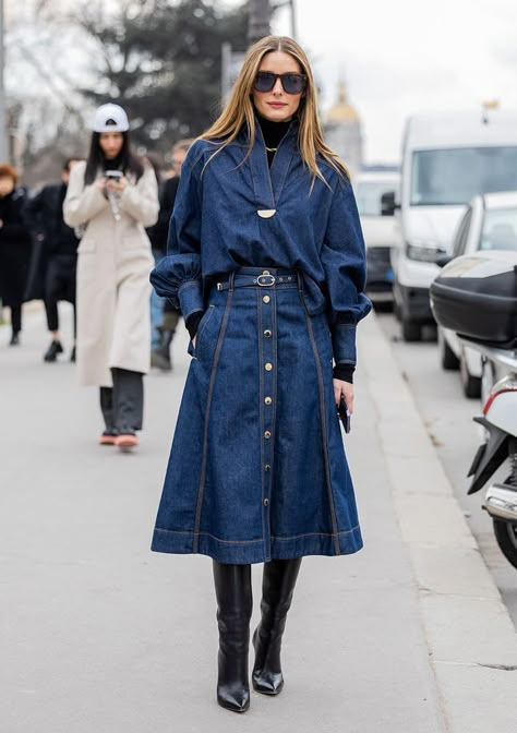 12 best denim skirts for 2023: Midi, maxi & mini styles | HELLO! Denim Dress Outfit Fall, Chic Denim Outfits, Looks Total Jeans, Long Denim Dress, Denim Dress Outfit, Look Jean, Moda Denim, Maxi Skirt Style, Olivia Palermo Style