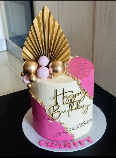 Small 40th Birthday Cake, Cake Design For Women Birthday, 43rd Birthday Cake For Women, 34th Birthday Cake For Women, 37th Birthday Cake For Women, Golden Cake Design, Birthday Cake 28, 35 Birthday Cake Woman, 27th Birthday Ideas For Women Theme