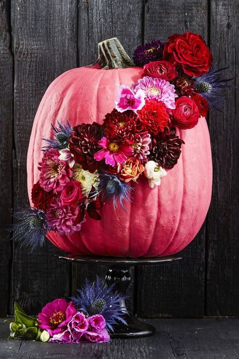 Elegant Halloween Party, Dekorasi Halloween, No Carve Pumpkin Decorating, Labu Halloween, Halloween Pumpkins Painted, Adornos Halloween, Elegant Halloween, Creative Pumpkins, Halloween Flowers