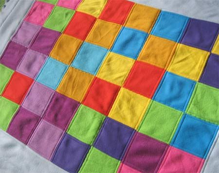 Piecing Fleece Fleece Blanket Diy, Fleece Sewing Projects, Fleece Crafts, Discount Fabric Online, Fleece Projects, Fabric Shears, Fleece Quilt, Fleece Hats, Scrap Fabric Projects