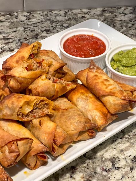 Taco Egg Rolls Taco Egg Rolls, Taco Roll, Air Fryer Recipes Keto, Salad Taco, Guacamole Salsa, Taco Seasoning Packet, Mini Tacos, Game Day Appetizers, Dinner Meal