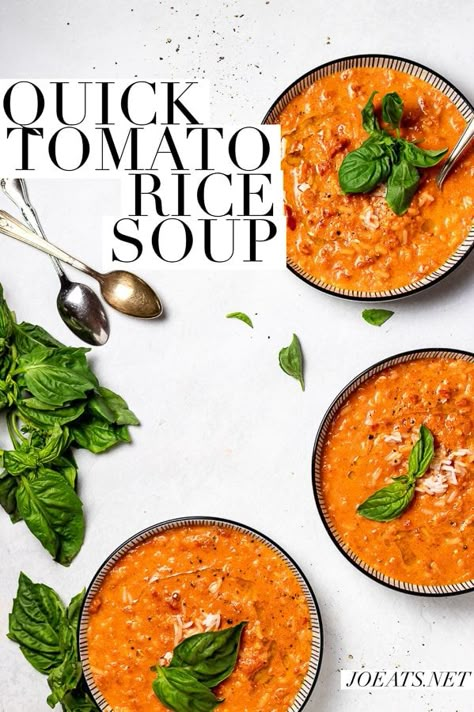 Tomato Rice Soup, Cream Of Tomato, Rice Soup Recipes, Tomato Rice, Cozy Dinner, Comfort Soup, Quick Lunch, Vegetarian Soup, Rice Soup