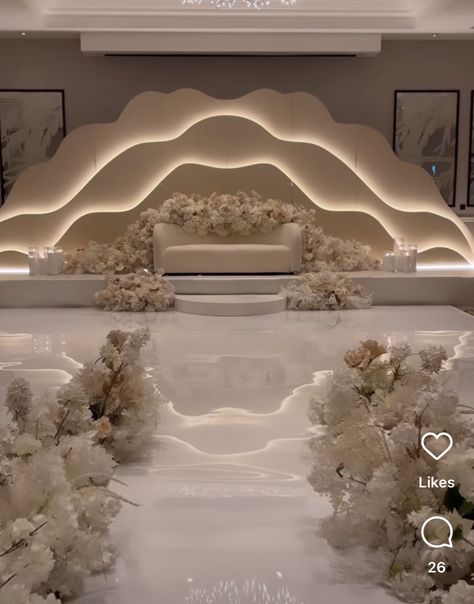 Wedding Stage Simple, Decoration Wedding Indoor, Walimah Ideas, Modern Wedding Stage Design, Reception Stage Decoration Backdrops, Wedding Backdrop Stage, Wedding Decorations Indoor, Wedding Reception Slideshow, Elegant Engagement Party