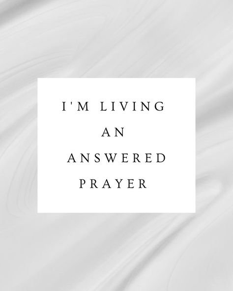 This morning I sit in gratitude knowing that I'm blessed to see my life as it is. It's an answered prayer that I've been praying since I was a little girl. My heart is full from the moments I get to experience and treasure for me. #blackcanadiancreators #canadianinfluencer #canadiancontentcreators#ottawainfluencer #blackcanadianwomen #blacklifestyleinfluencer #lifestyleblogger #becomingher #discoverblackcreators Prayers For Black Women, Vision Board Prayer, 2025 Blessings, 2025 Prayer, Prayer Vision Board, My Heart Is Full, Heart Is Full, Answered Prayers, Prayer Board