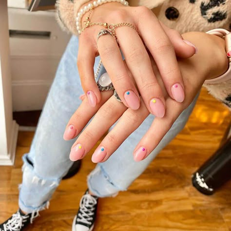 French Manicure Long Nails, Almond Nail Designs, Dot Nail Designs, Long Almond, Minimal Nails, Classic Nails, Almond Nails Designs, Dots Nails, Almond Acrylic Nails