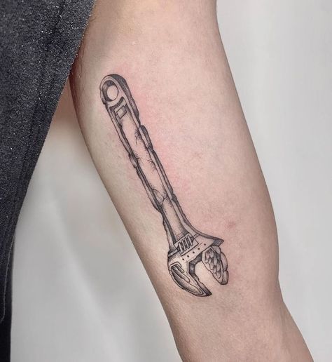 Wrench Tattoo Mechanic, Toolbox Tattoo, Tool Tattoo Mechanic, Tool Tattoo Ideas, Wrench Tattoo, Jason Tattoo, Tools Tattoo, Mechanics Logo, Detailed Tattoos