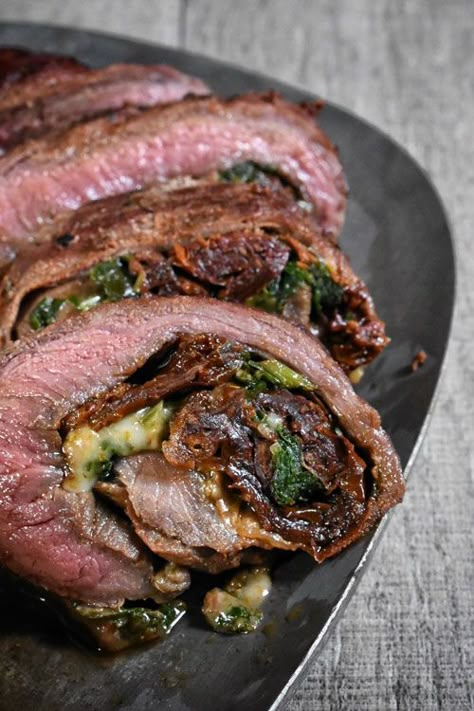 Venison Backstrap Pinwheel, Stuffed Venison Backstrap Recipes, Stuffed Backstrap Recipes, Steak Smoker Recipes, Stuffed Venison Backstrap, Venison Meals, Canning Venison, Venison Steak Recipes, Venison Backstrap Recipes