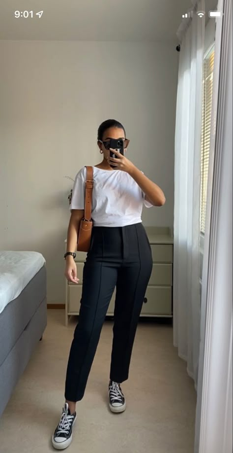 Casual Work Outfits Women Office Simple Summer, Bissness Casual, Bussines Casual Women Outfits With Sneakers, Nails For Working Women, Business Casual Outfits Thicker Women, Summer Grad School Outfits, Tshirt With Dress Pants, Professional Tshirt Outfits, Street Business Casual Outfits