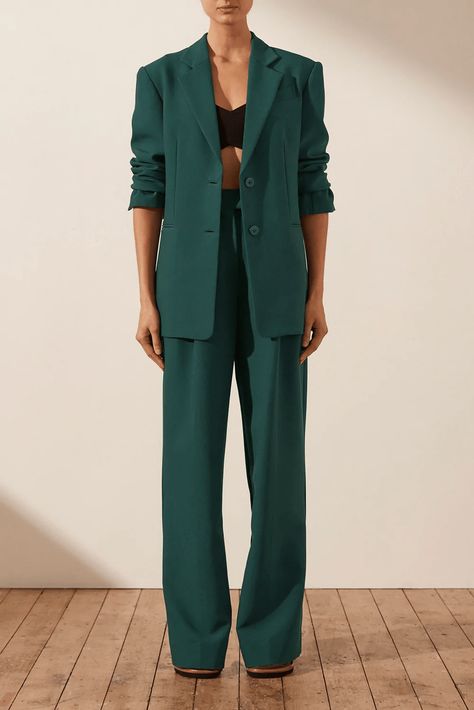 Irena Oversized Tailored Blazer | Rosemary | Blazers | Shona Joy Women Suits Wedding Guest, Tailored Outfits For Women, Green Suit Women, Casual Suit Look, Wedding Outfits For Women, Women Suits Wedding, Pant Suits For Women, Blazer Outfits Casual, Blazer Outfits For Women