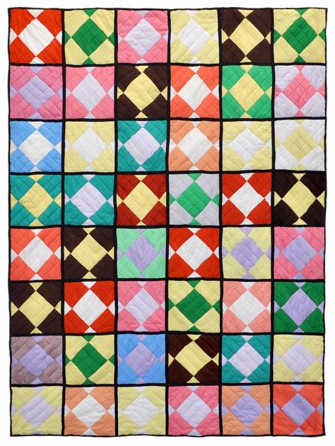 Wonkyworld: 20 More 1970s Quilts! Rail Fence Quilt, Amanda Jean, Lite Brite, I Dream Of Jeannie, Dream Of Jeannie, Double Wedding Rings, Rail Fence, Similarities And Differences, Popular Toys