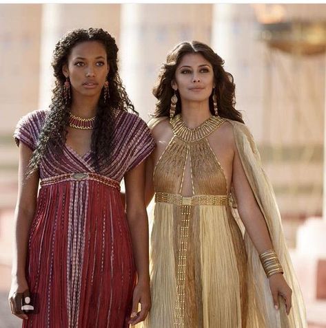 Egyptian Clothing, Egyptian Fashion, Fantasy Dresses, Movie Costumes, Historical Costume, Fantasy Fashion, Historical Clothing, Web Interface, Ancient Egypt