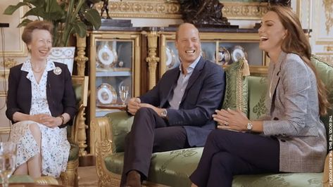 Kate Middleton Interview, English Rugby, Stunning Heels, Big Sofa, Catherine Walker, Mike Tindall, World Cup Match, Chic Blazer, Kate Middleton Style