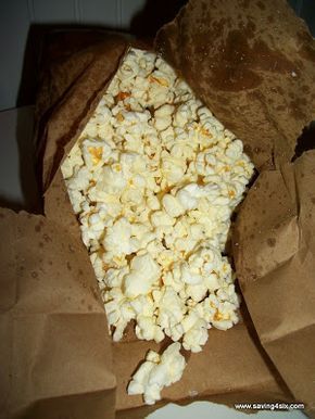 Microwave Kettle Corn I love me some kettle corn, can't wait to try this! Microwave Kettle Corn Recipe, Kettle Corn Recipe Microwave, Microwave Kettle Corn, Kettle Corn Recipe, Popcorn Recipes Easy, Calorie Snacks, Popcorn Kernels, Dessert Recipies, Food Microwave