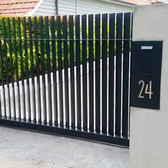 Patio Gates, Fence Gate Design, Outdoor Gate, Modern Fence Design, House Fence Design, Front Fence, Residential Building Design, Front Gate Design, Entrance Gates Design