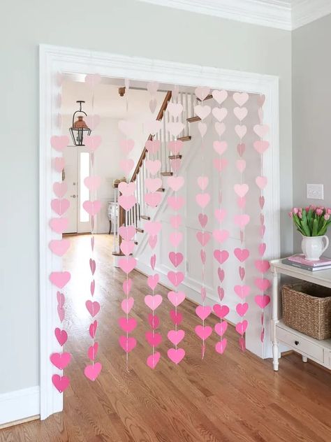 Galentines Ideas, Galentines Day Ideas, Diy Valentine's Day Decorations, Easy Diy Room Decor, Cute Diy Room Decor, Galentines Party, Valentines Decor, Diy Valentine's Day, Valentine's Day Decorations