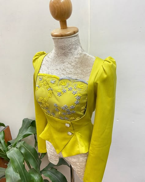 #clientrequest Glamorous Semi-stitched Luxury Blouse Piece, Luxury Fitted Yellow Blouse Piece, Luxury Semi-stitched Glamorous Blouse Piece, Luxury Yellow Elegant Tops, Yellow Semi-stitched Elegant Blouse Piece, Fancy Sleeves Design, Cute Sunday Outfits, Sunday Dress Design, Dhoti Dress