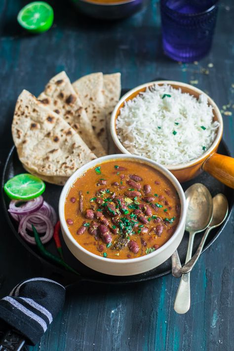 Kashmiri Rajma Curry - Cooking With Sapana Kashmiri Food, Kashmiri Cuisine, Kidney Bean Curry, Rajma Recipe, Boiled Rice, Homemade Flour, Homemade Flour Tortillas, Beans Curry, Jeera Rice