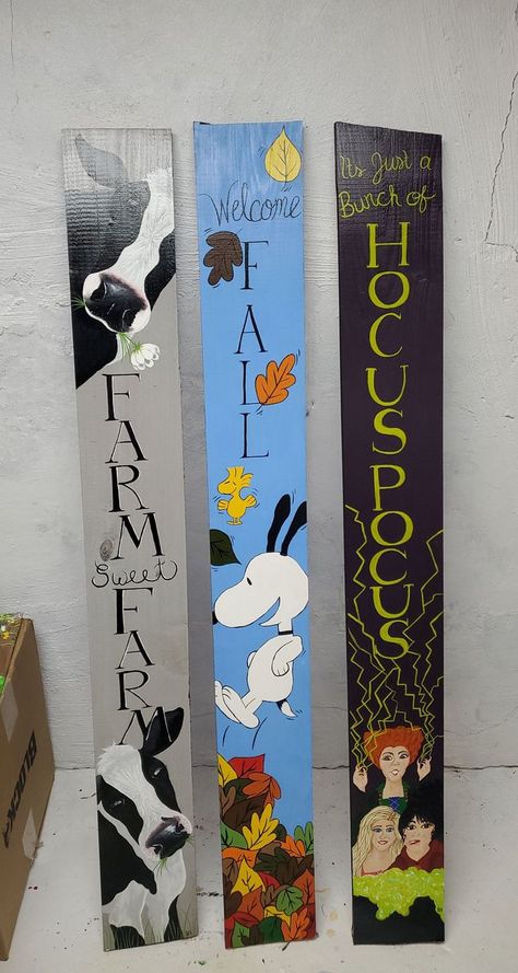 Cow Porch Signs, Halloween Signs Wooden Porch, Porch Boards Signs, Painted Halloween Signs, Fall Porch Leaners, Porch Signs Fall, Fall Porch Signs, Door Leaners, Barnwood Signs